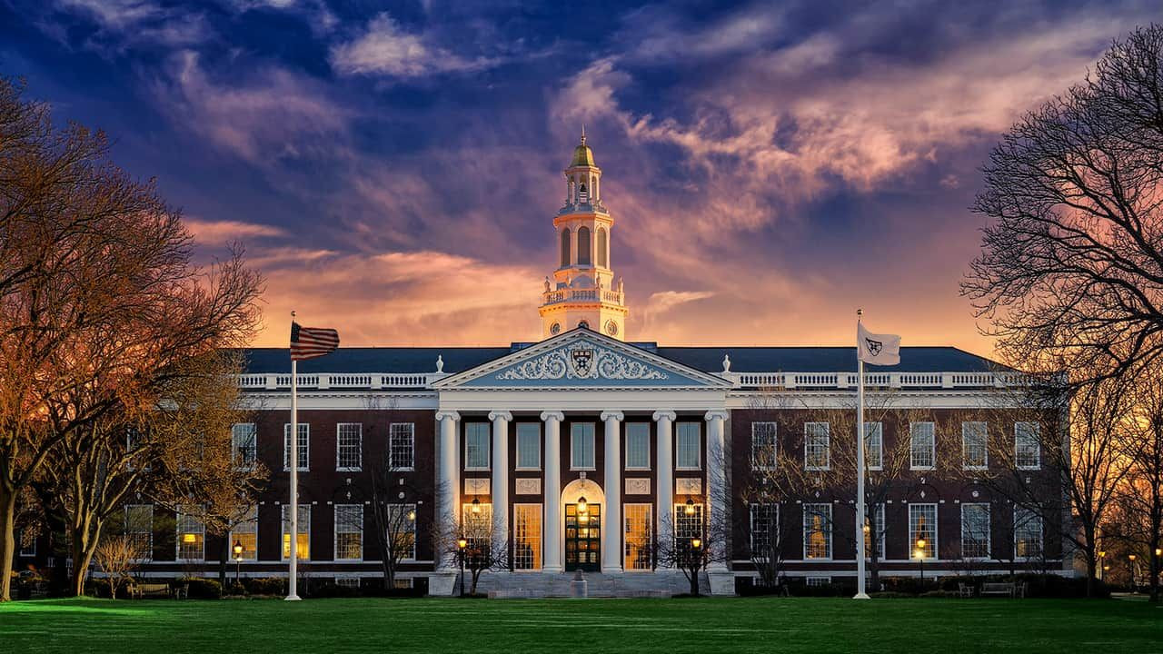 Harvard Universitetinin beynəlxalq tələbə qəbulu dayandırıldı