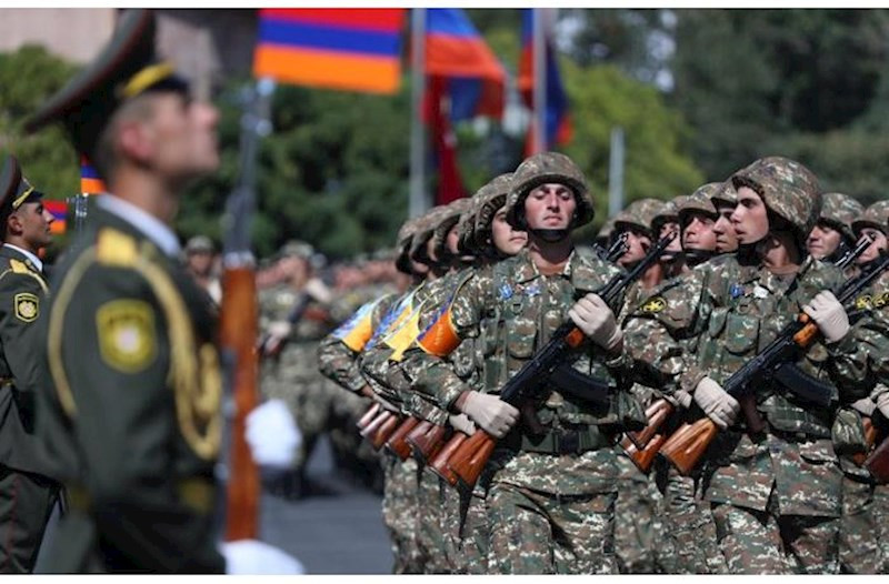 Ermənistanda ordu xidmətindən yayınma üçün rəsmi ödəniş mexanizmi təklif olunub