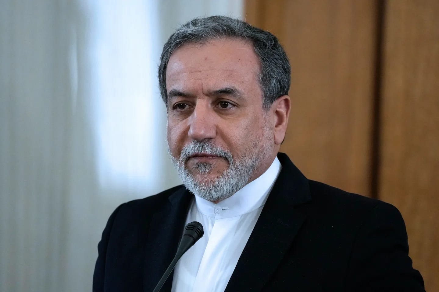 Əraqçıdan ABŞ-la danışıqlar öncəsi mesaj: “Qərar vermək vaxtıdır”