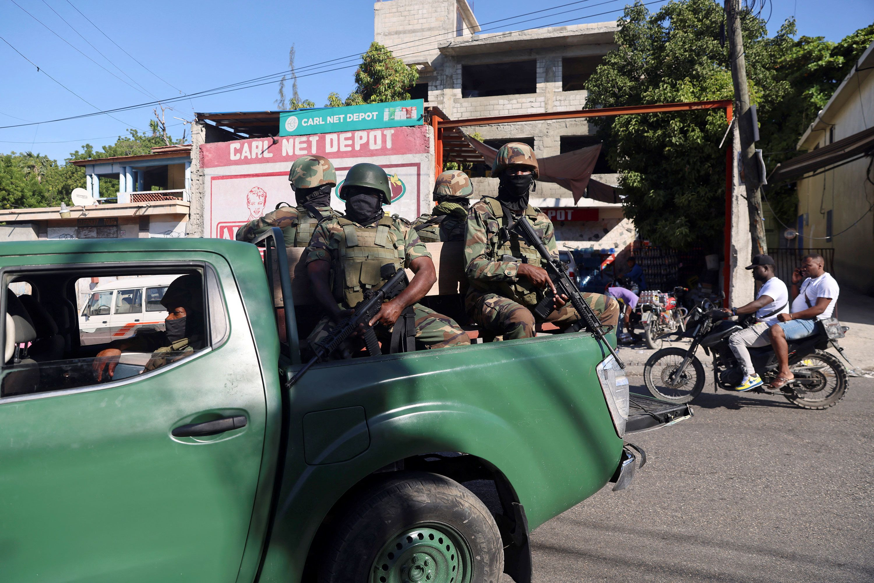 Haitidə dəhşətli qətliam: 50 ölü