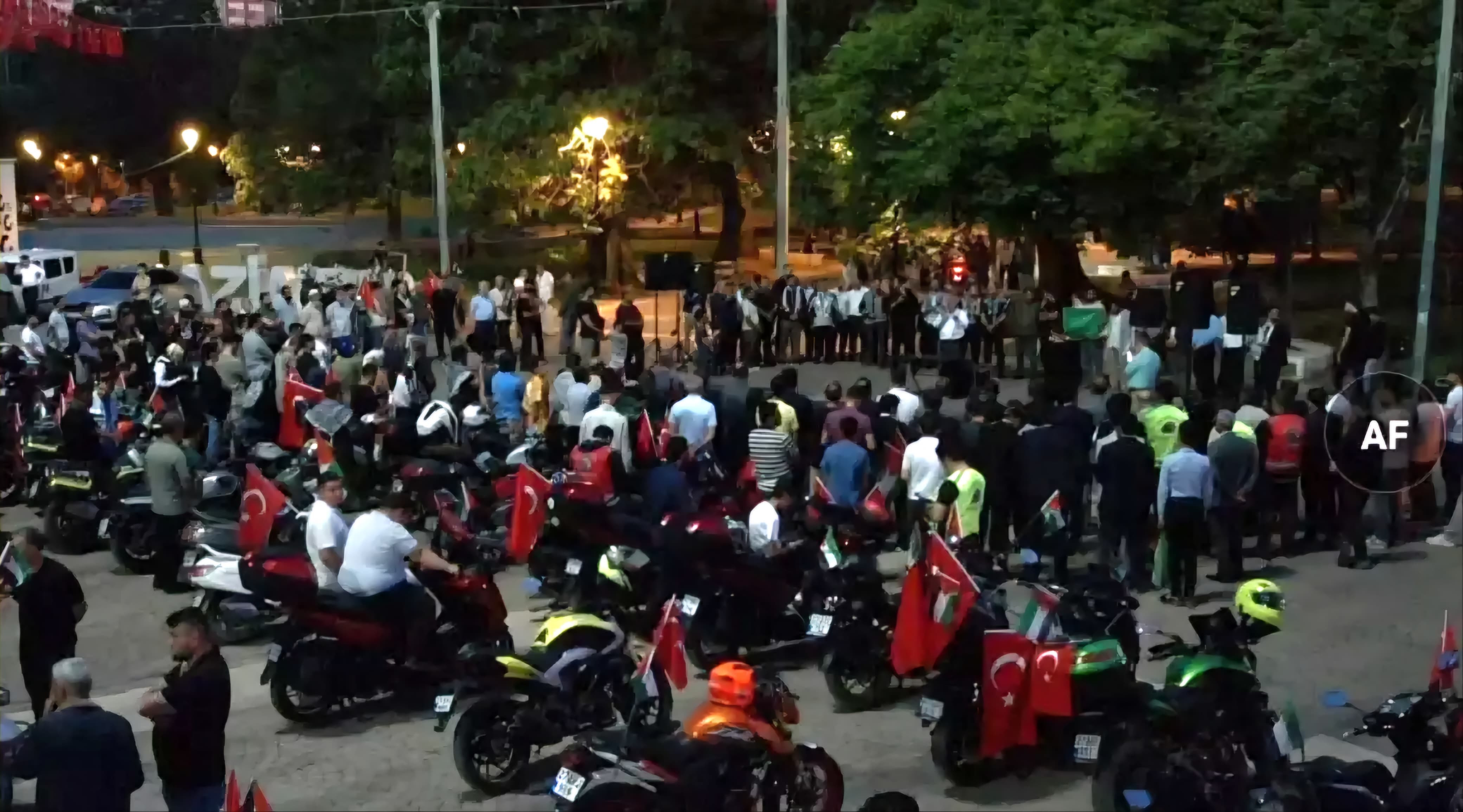 Qaziantepdə motosikletçilərdən Qəzzaya dəstək yürüşü