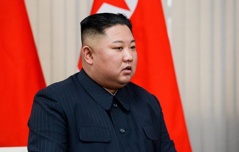 Kim Çen Inın “utancı”  işçilərinə baha başa gəldi: 3 nəfər həbs olunub