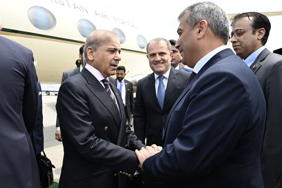 Pakistanın Baş naziri Məhəmməd Şahbaz Şərif Azərbaycana səfərə gəlib