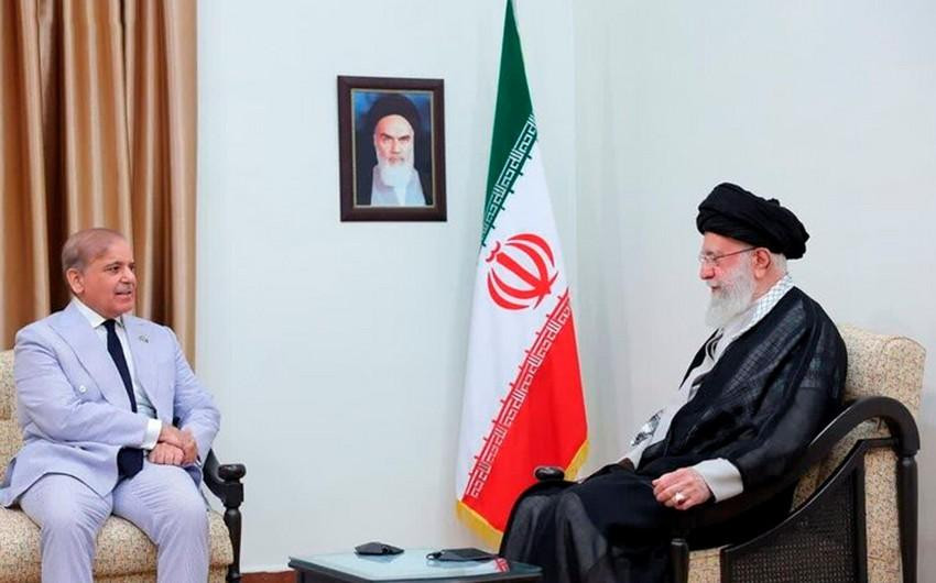 Pakistanın Baş naziri İranın ali rəhbəri ilə görüşüb