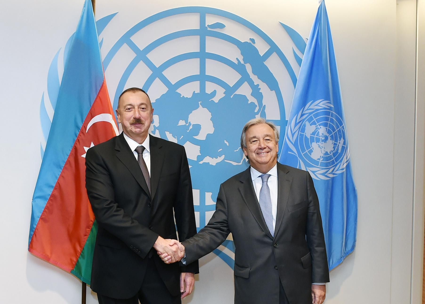 Antonio Quterreş İlham Əliyevi təbrik edib