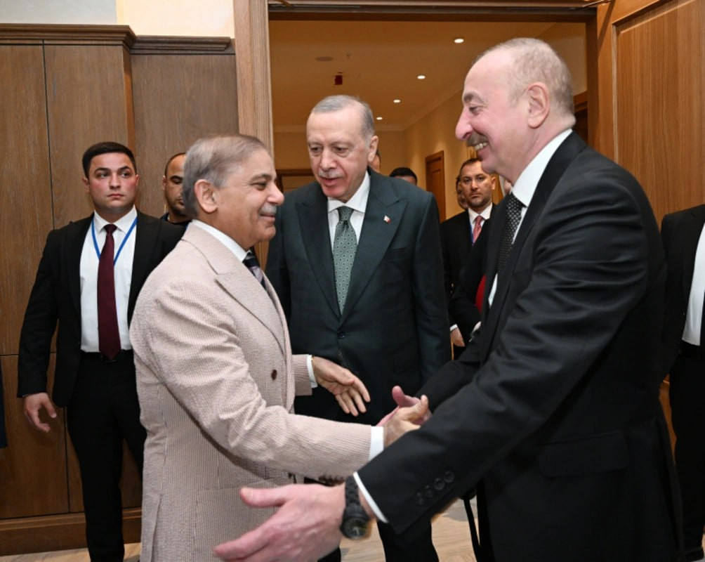 Baş nazir: Pakistanın bəxti gətirib ki, Türkiyə və Azərbaycan kimi səmimi qardaşları var