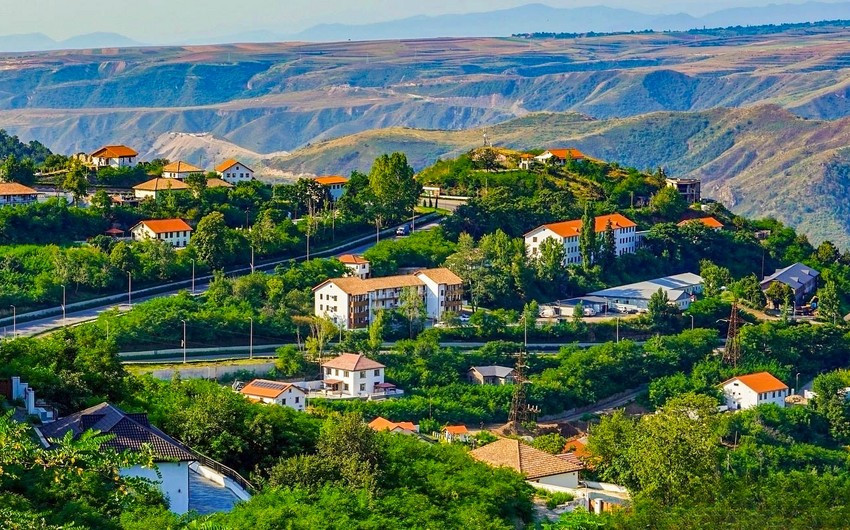 Laçın rayonunun Bəylik kəndinə növbəti köç karvanı yola salınıb