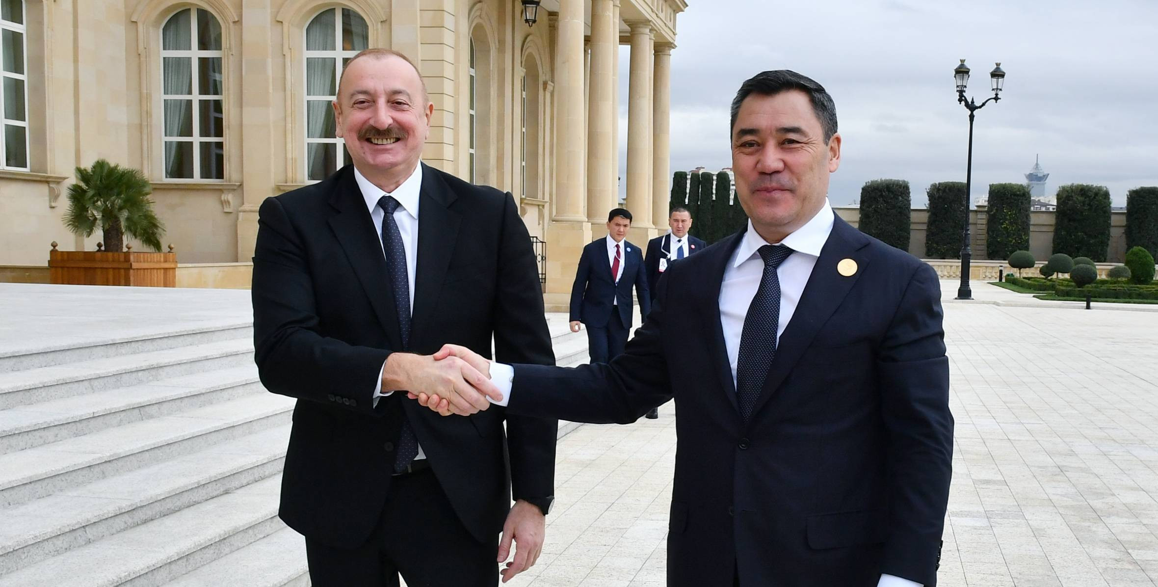 Qırğız Respublikasının Prezidenti İlham Əliyevə təbrik edib
