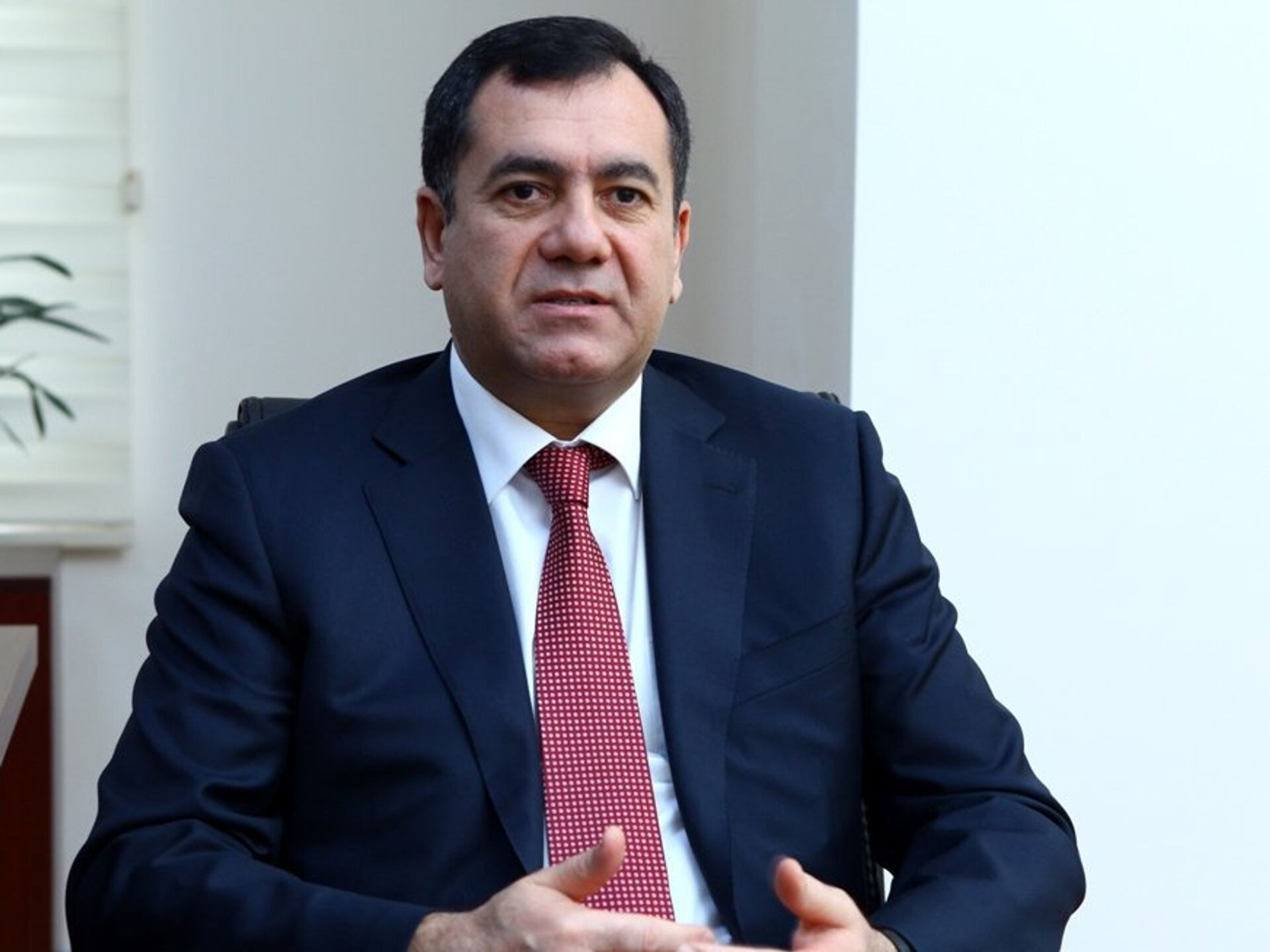 Qüdrət Həsənquliyev: "SSRİ-nin saxlanması əleyhinə səs verən deputatlara istiqlal ordeni verilməlidir"