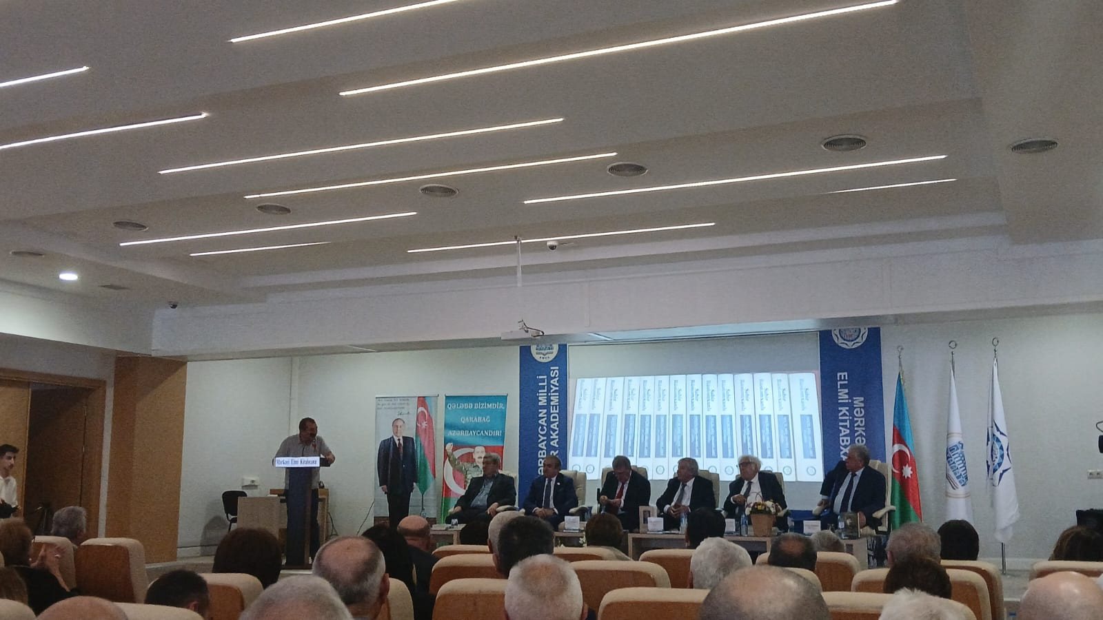 Rüstəm Behrudi: "Mənim həyat yolumu Sabir Rüstəmxanlı müəyyənləşdirib"