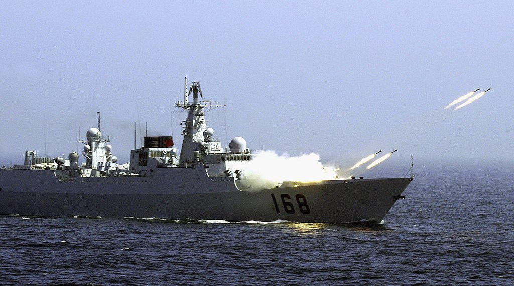 Rusiya hərbi gəmisi Fransa helikopterinə atəş açıb