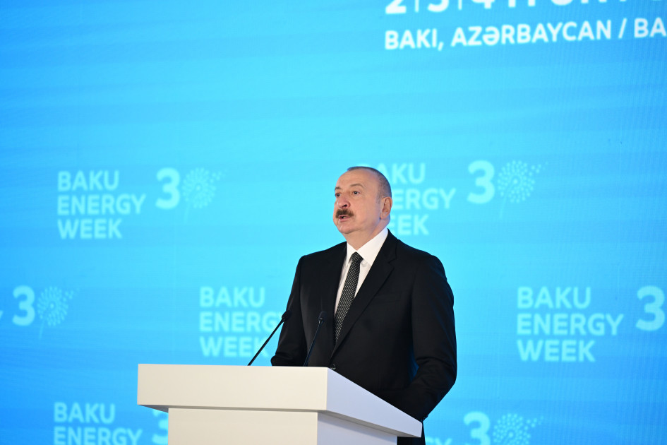 Azərbaycan Prezidenti: Bizim yaşıl enerji gündəliyimiz çox genişdir