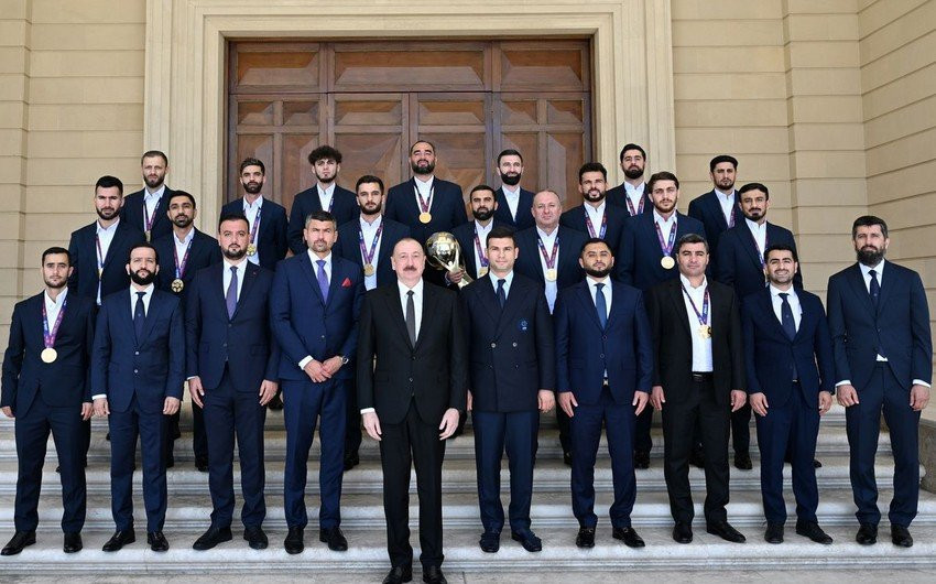 İlham Əliyev Azərbaycanın minifutbol üzrə dünya çempionatındakı qələbəsi ilə bağlı paylaşım edib