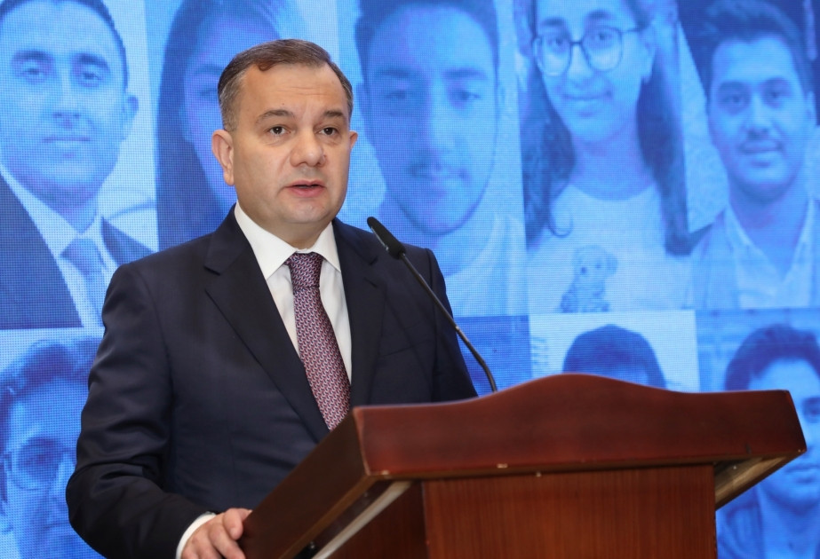 Nazir müavini: "Azərbaycan artıq bir neçə “Tier III” səviyyəli data mərkəzə sahibdir"