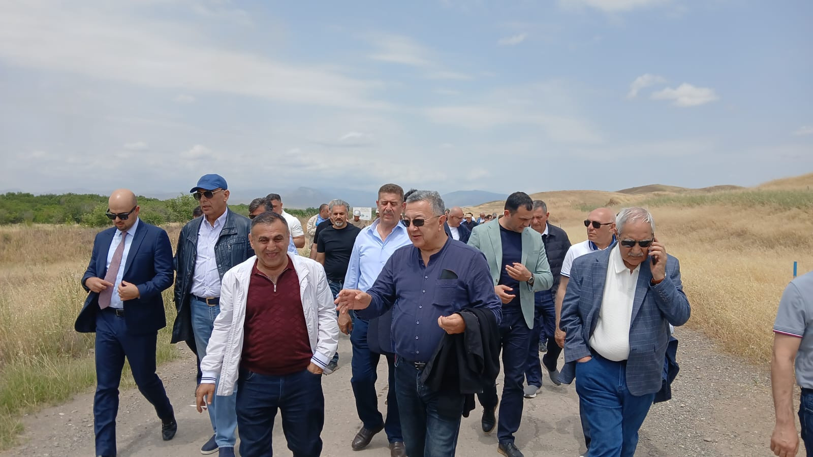 Siyasi partiya nümayəndələri mina zərərsizləşdirilməsi prosesini izləyiblər