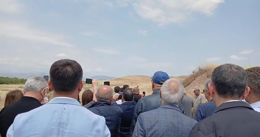 Siyasi partiya nümayəndələri mina zərərsizləşdirilməsi prosesini izləyiblər