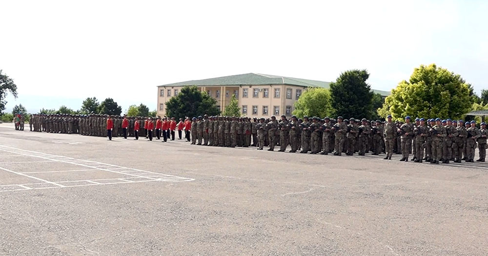 "Komando başlanğıc kursu"nun buraxılış mərasimi keçirilib