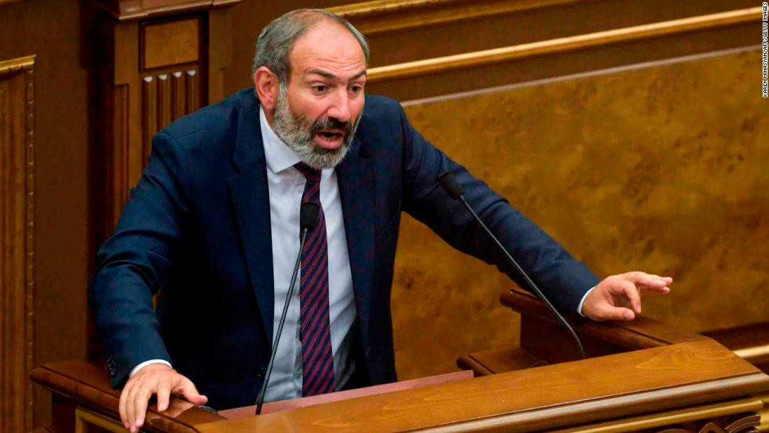 Paşinyan ailəsini tənqid edən mətbu orqanı məhkəməyə verir