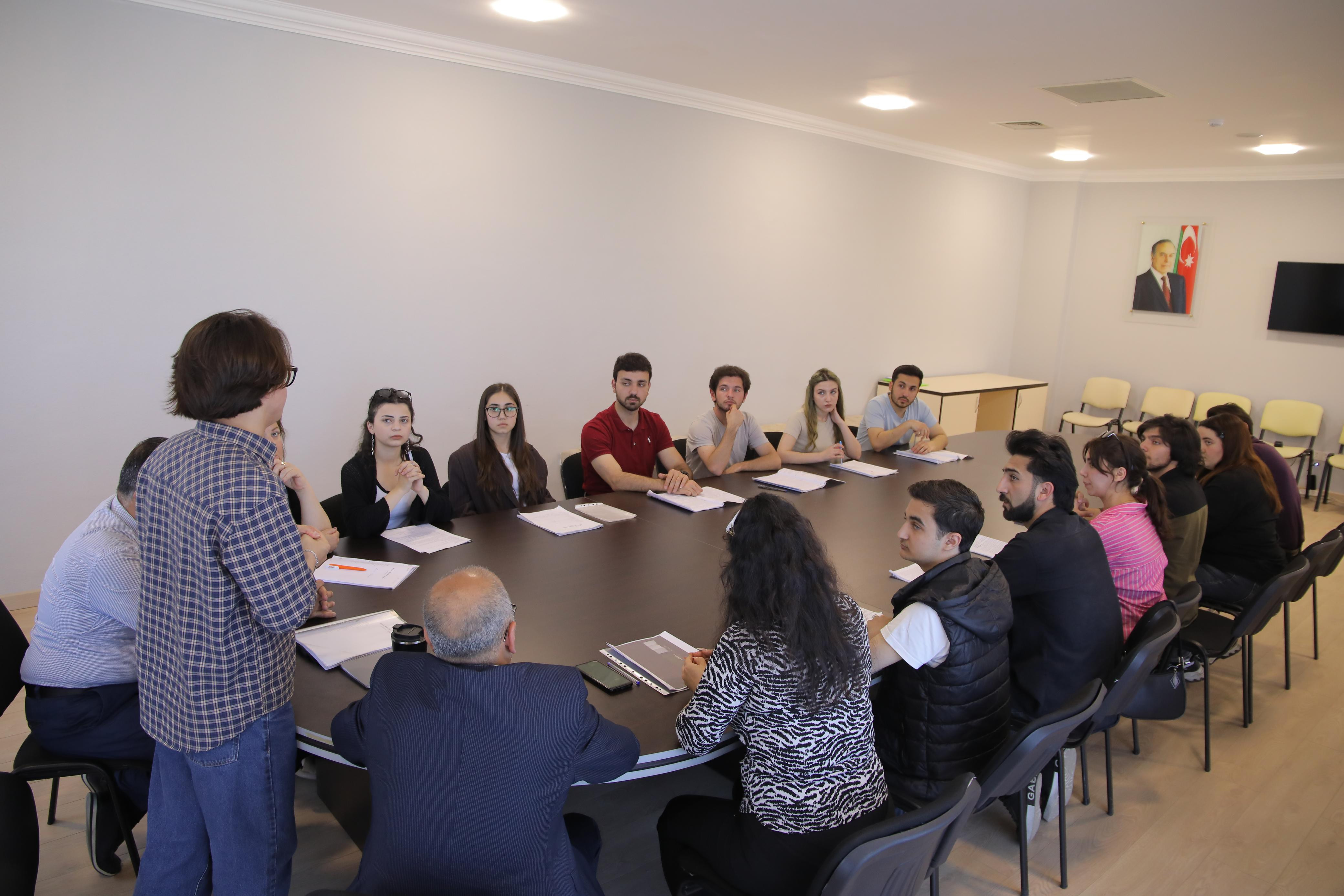 “İkinci nəfəs” teatr-studiyası fəaliyyətə başlayıb