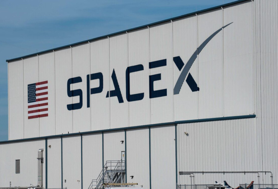 ABŞ İlon Maskın “SpaceX” şirkətini əvəzləyəcək alternativ axtarır