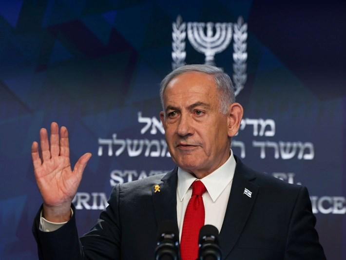 İsrailli yazıçı: Netanyahu hökuməti misli görünməmiş bir çökməyə doğru gedir