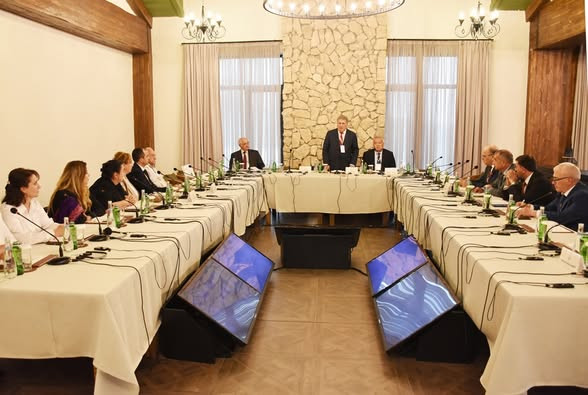 Laçında akademik İsa Həbibbəylinin moderatorluğu ilə dəyirmi masa keçirilib