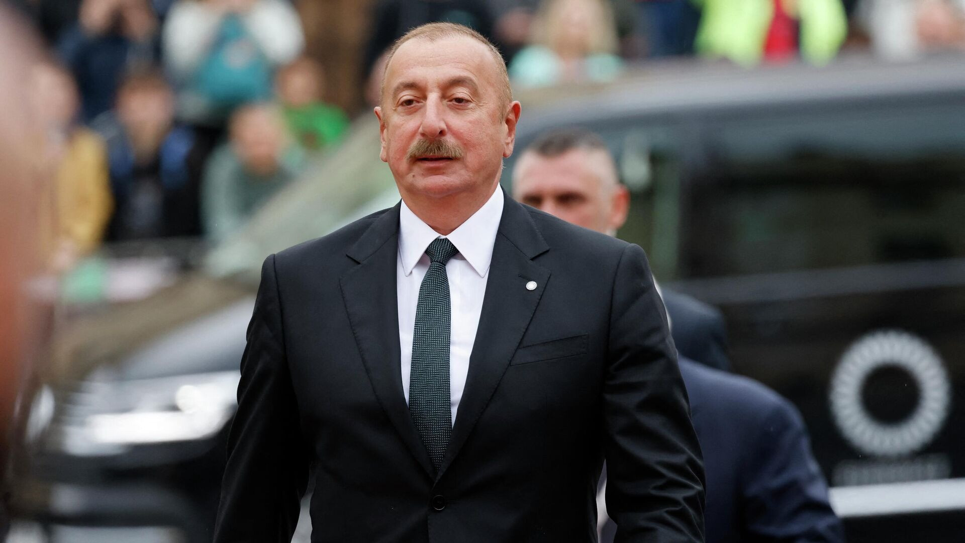 İlham Əliyev sosial hesabında Milli Qurtuluş Günü ilə bağlı paylaşım edib