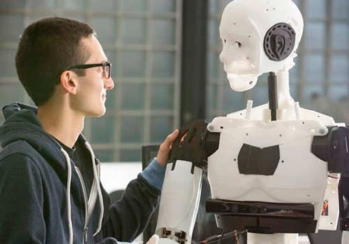 Ailə və nikah institutu üçün yeni böyük təhlükə: “Robot-Partnerlər” fenomeni və  “Dijiseksuallıq”