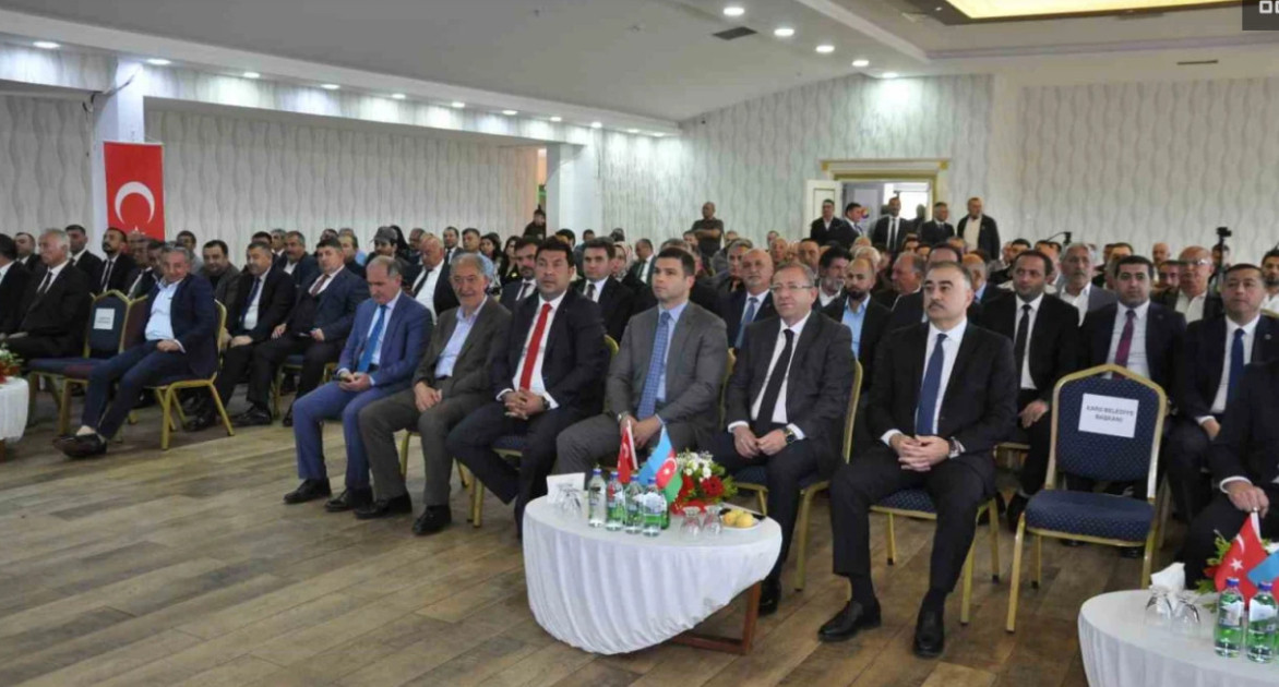 Qarsda Türkiyə ilə Azərbaycan arasında sərhəd əməkdaşlığının dərinləşdirilməsi yolları müzakirə olunub