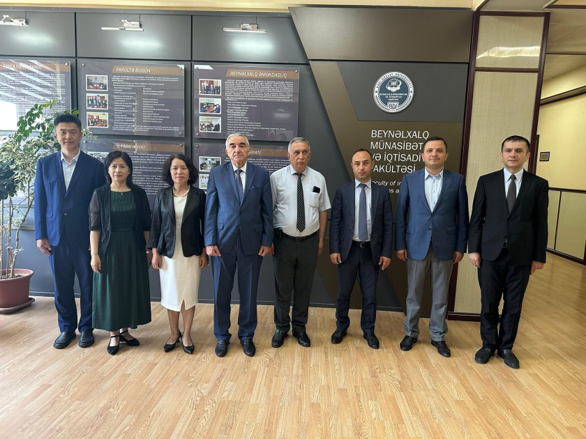 Çinin Dalian Texnologiya Universitetinin nümayəndə heyəti BDU-da olub