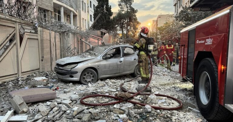 İranın raket zərbələri İsraildə Qəzzadakı dağıntılara bənzər mənzərə yaradıb