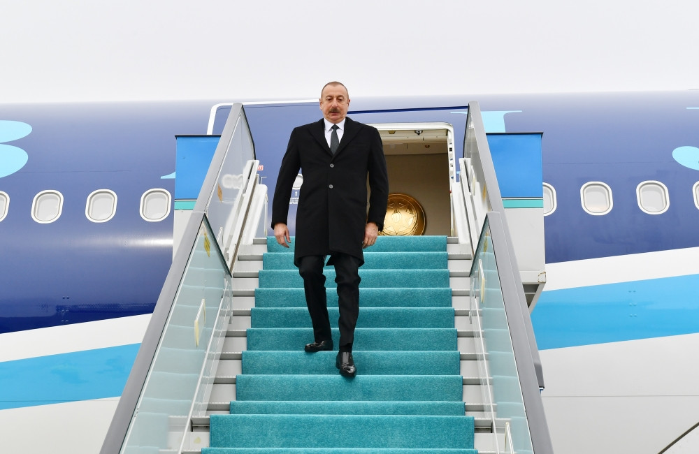 Prezident İlham Əliyev Türkiyəyə işgüzar səfər edib