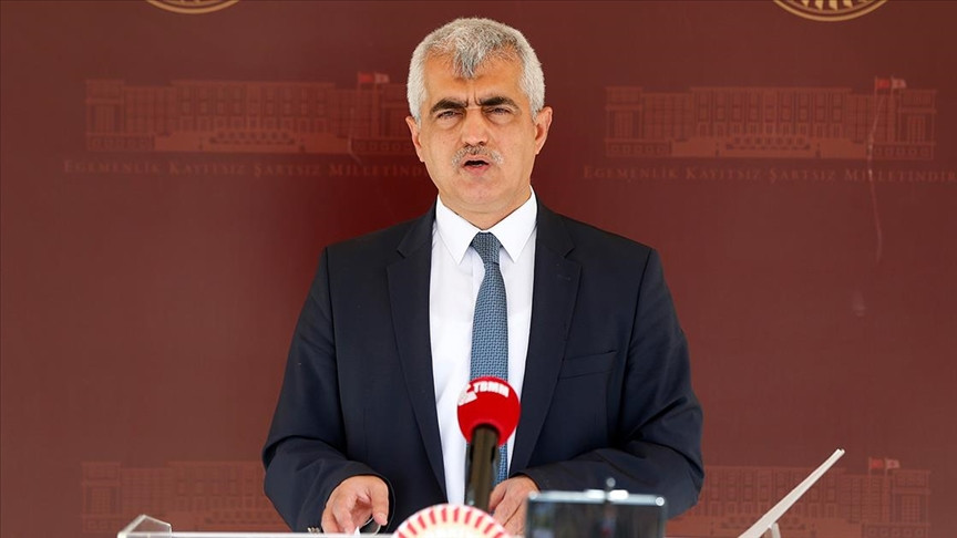 Türkiyəli deputat: Türkmənistanlı fəalların deportasiyası dayandırılmalıdır
