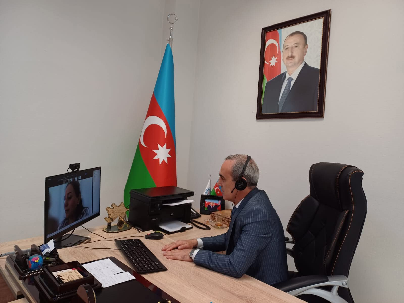 MEK ilə Naxçıvan Dövlət Universitetinin Elmi Kitabxanası arasında onlayn görüş keçirilib