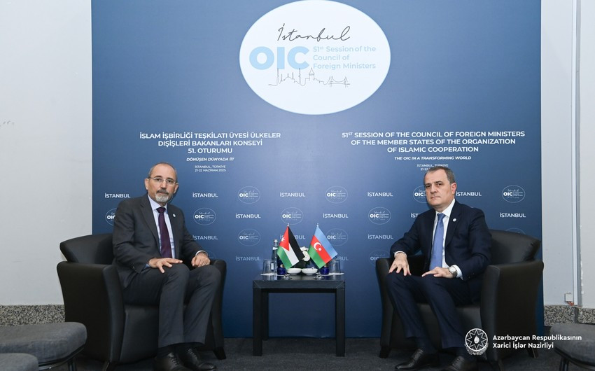 Ceyhun Bayramov iordaniyalı həmkarı ilə regional təhlükəsizliyi müzakirə edib