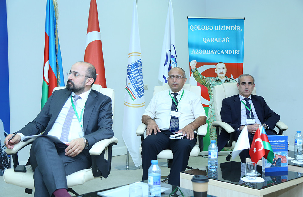AMEA-da keçirilən beynəlxalq simpozium öz işini bölmə iclasları ilə davam etdirib