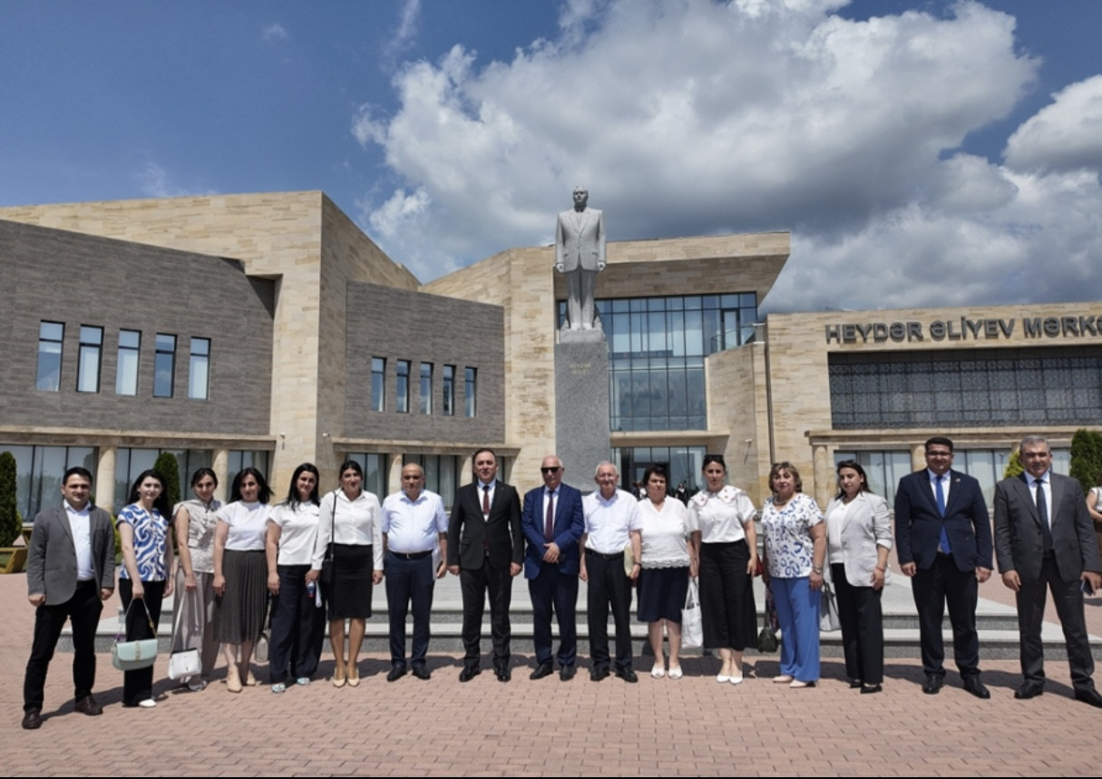 Şəkidə Xalq şairi Bəxtiyar Vahabzadənin anadan olmasının 100 illiyinə həsr olunmuş beynəlxalq konfrans keçirilib