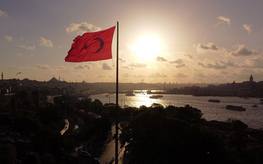 Türkiyə Hörmüz boğazının bağlanması riskinə qarşı alternativ nəqliyyat marşrutlarını gücləndirir
