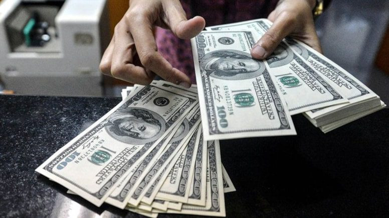 Dollar bahalaşdı, ABŞ-İran gərginliyi bazarlara təsir edir