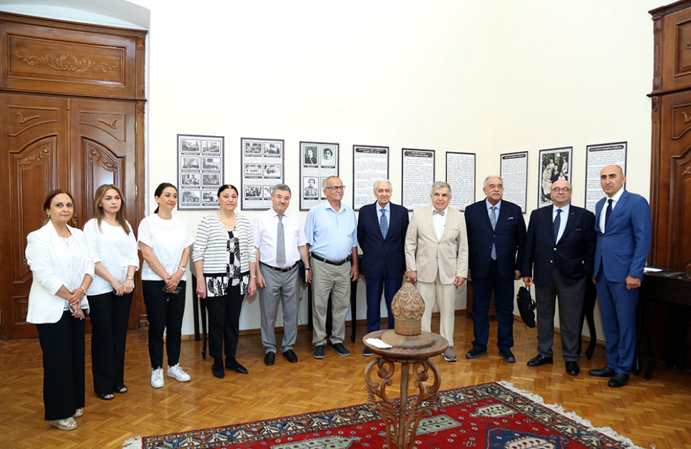 Əlyazmalar İnstitutunda elmi sessiya: “Cavad Heyət və türk kimliyinin elmi zəfəri”