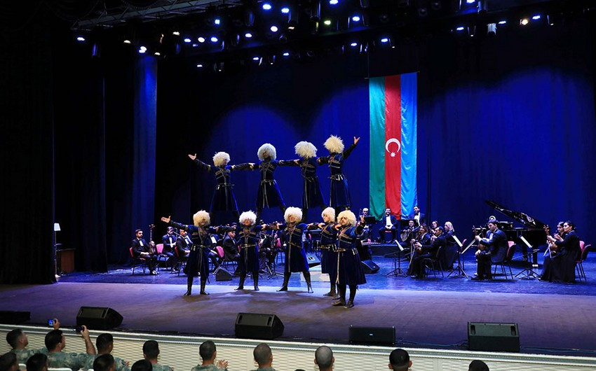 Azərbaycan Ordusunda Silahlı Qüvvələr Günü münasibətilə tədbirlər keçirilib