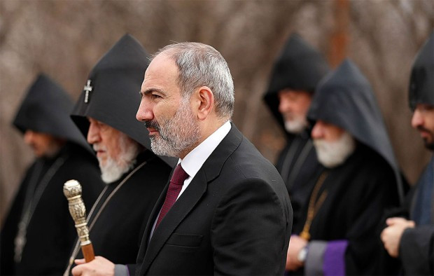 İddia: “Erməni kilsəsi kollektiv Qərbin hücumlarının yeni hədəfinə çevrilib”
