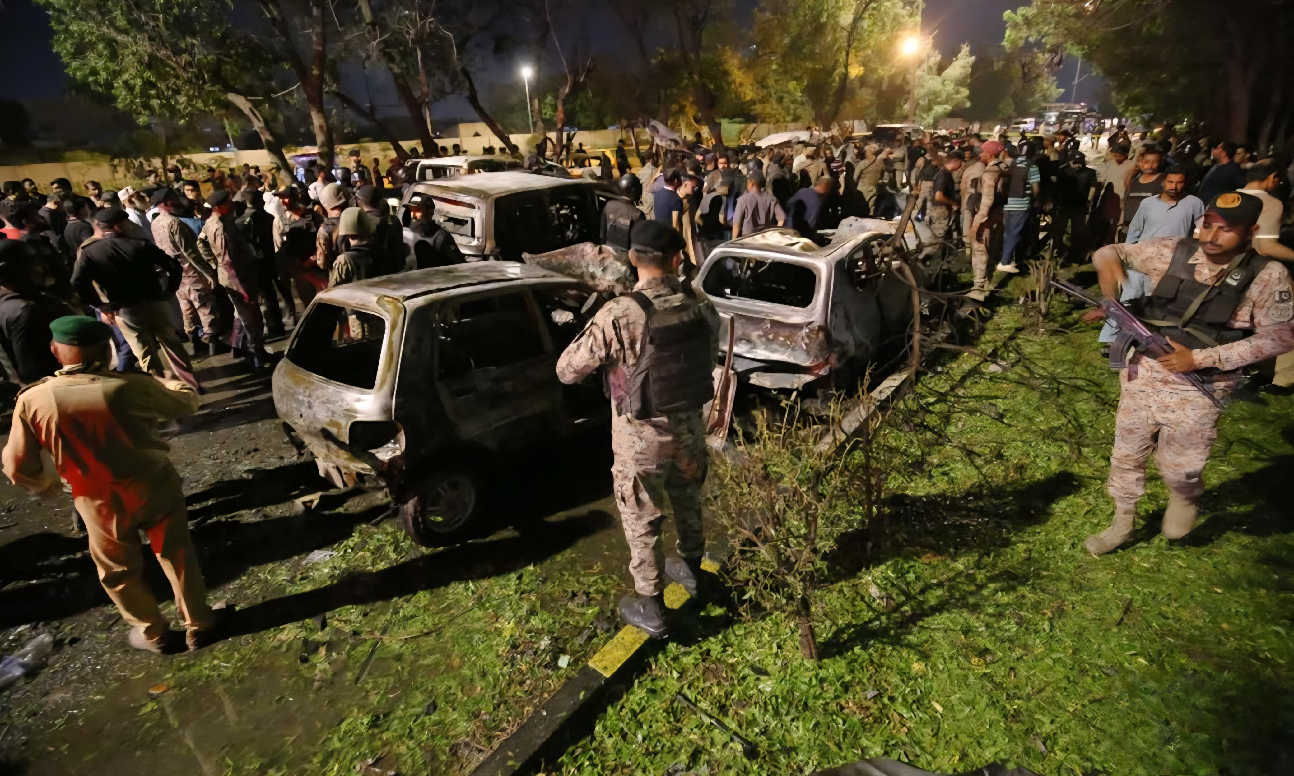 Pakistanda hərbi konvoya bombalı hücum: Ölənlər  var