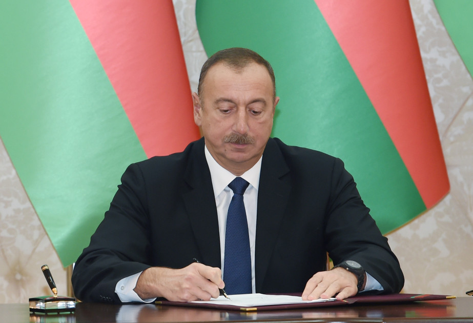 Prezident tibbi xidmətin göstərilməsi qaydalarını pozmaya görə yeni cəzaları təsdiqləyib