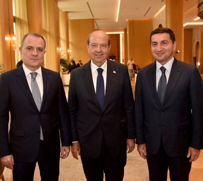 Şimali Kipr Prezidenti Şuşada Ceyhun Bayramov və Hikmət Hacıyevlə görüşüb