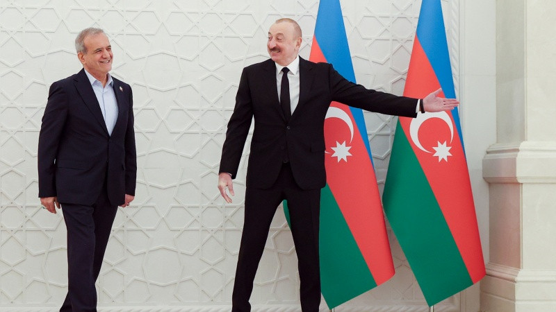 İlham Əliyev Məsud Pezeşkianı Şuşa şəhəri ilə tanış edib