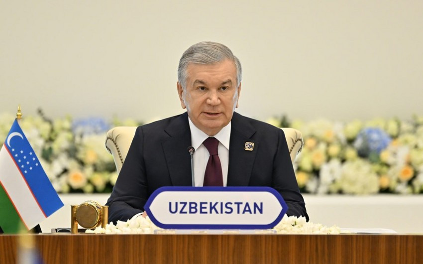Şavkat Mirziyoyev Prezident İlham Əliyevin İƏT-in 17-ci Zirvə görüşünün sədri seçilməsini təklif edib