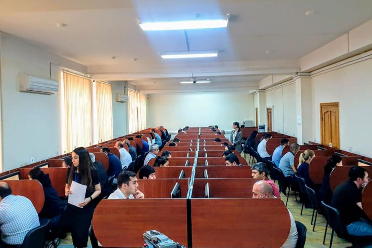 421 namizəd bu gün Vəkillər Kollegiyasına üzv olmaq üçün imtahan verəcək