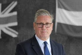 Keir Starmer hökumətinin ilk ili: Uğurlu başlanğıc, sosial gərginlik və vədlərin sınağı