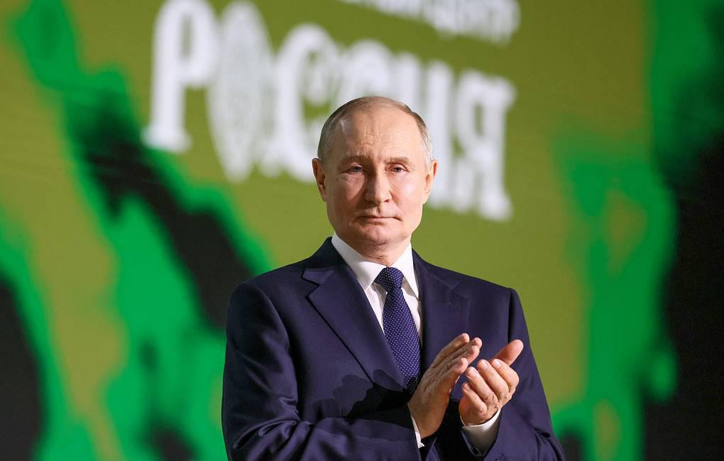Putin: "BRİCS iqtisadi baxımdan G7-ni geridə qoyub"